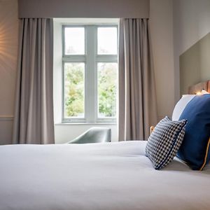 Camera standard con letto king size